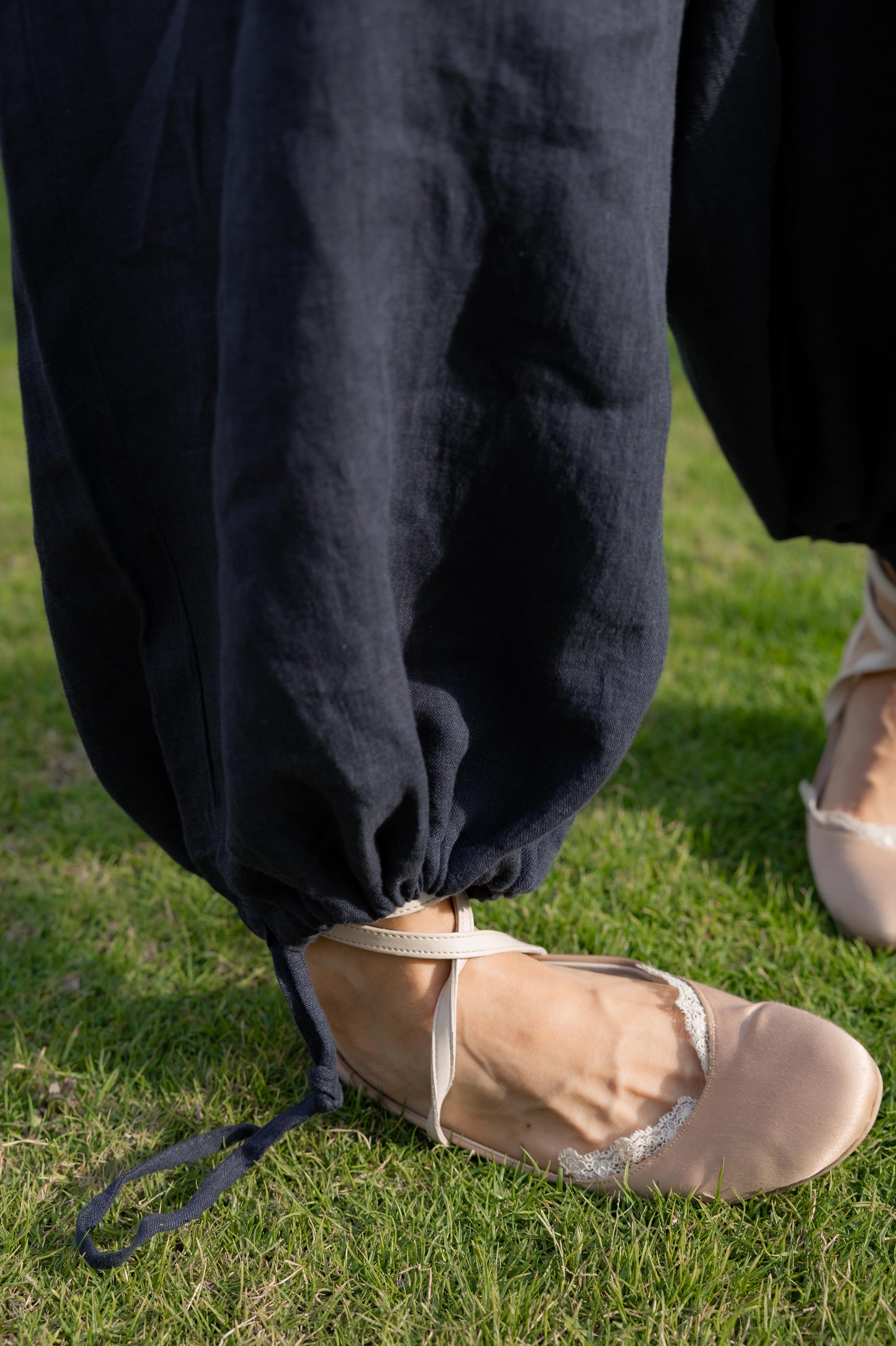 Navy Linen Wide  X Ballon Leg Pants