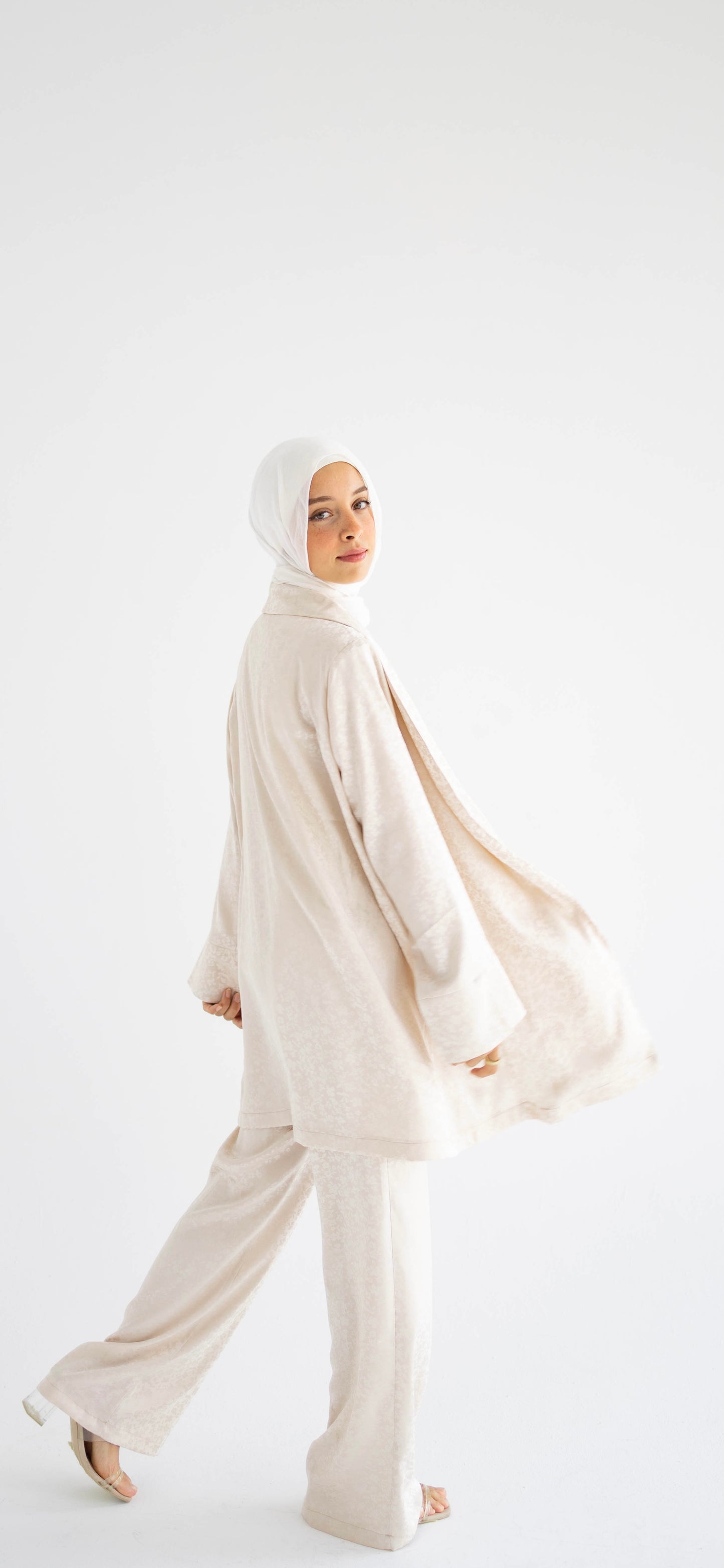 Creamy Floral Satin Blazer